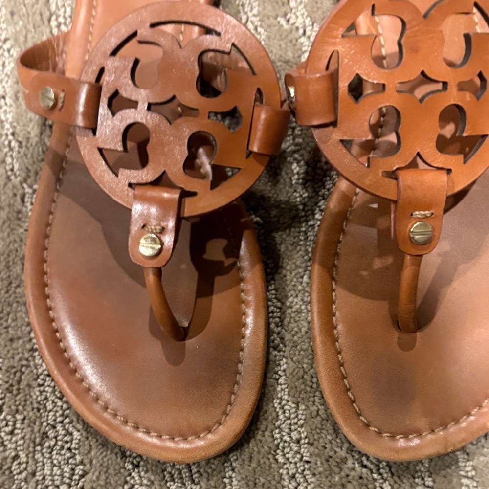 Tory Burch Tan Leather Cutout Sandals Size 9 - Picture 2 of 5